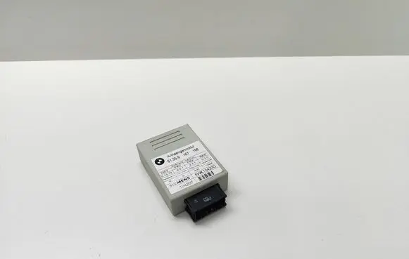 BMW 5 E60 E61 Tow bar trailer control unit/module 9167198 61359167198
