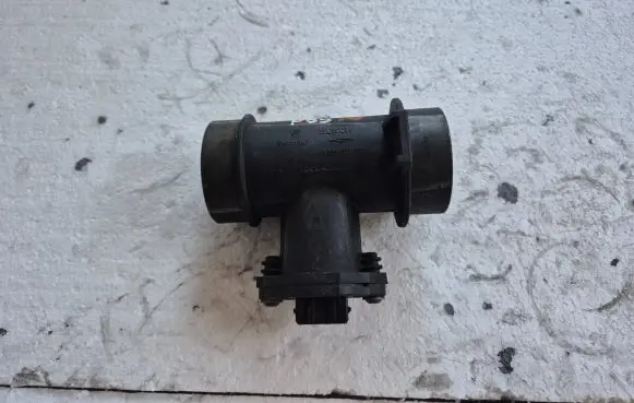 Hyundai Accent Mass air flow meter 0280217102