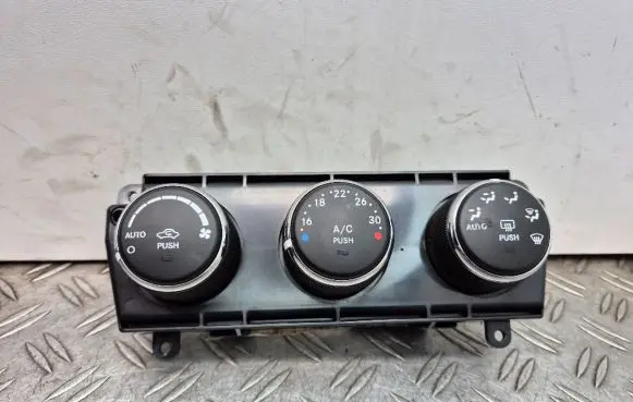 Jeep Compass Climate control unit P55111134AD