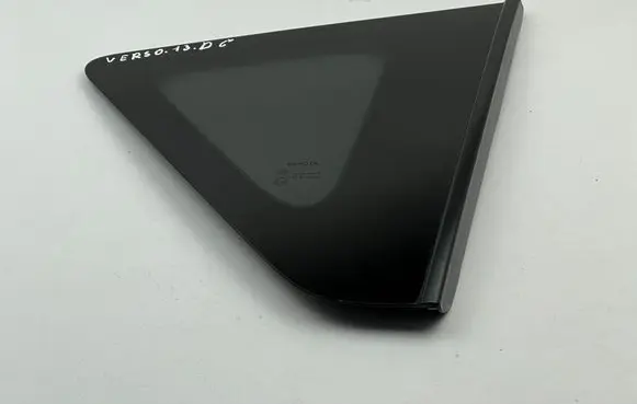 Toyota Verso Rear side window 756410F010