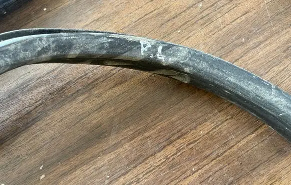 Opel Corsa C Front door rubber seal