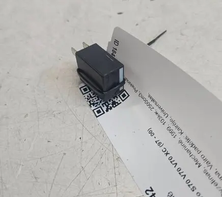 Volvo S70 V70 V70 XC Other relay 4RA00781307