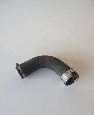Volvo XC60 Intercooler hose/pipe 31370126