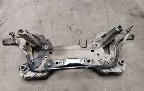 Renault Master III Front subframe