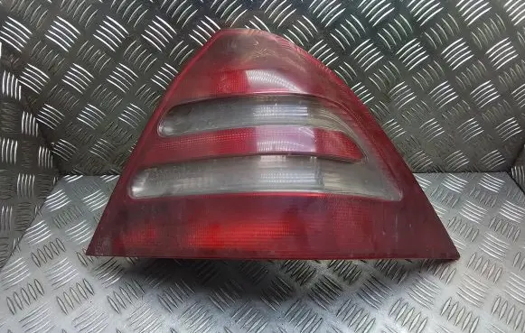 Mercedes-Benz C W203 Rear/tail lights