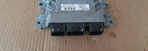 Dacia Logan I Engine control unit/module ECU 8201117953