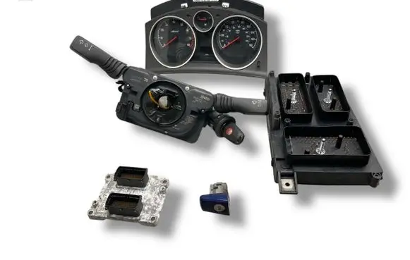 Opel Astra H Engine ECU kit and lock set 55558787 13268301 0261208396
