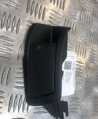 Subaru Legacy Seat back rest control lever/handle 