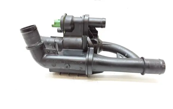 Thermostat/thermostat housing