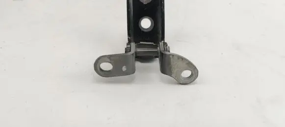 Toyota Yaris XP210 Front door lower hinge 