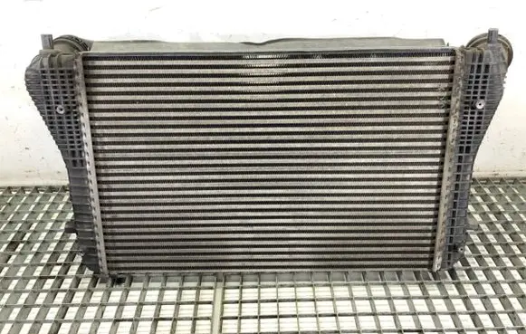 Volkswagen PASSAT CC Intercooler radiator 3C0145805R