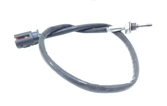 BMW 5 G30 G31 Exhaust gas temperature sensor 7804177