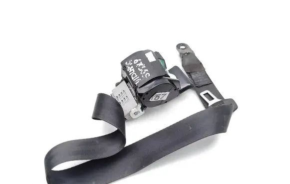 Volkswagen Amarok Middle seatbelt (rear) 2H7857807RAA 2H7857807 34066367
