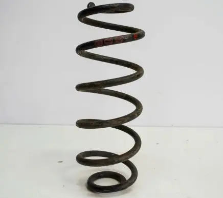 Volkswagen Golf I Rear coil spring