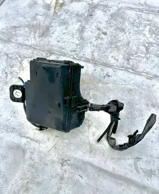 Toyota Yaris Fuse box set 82111F5350A