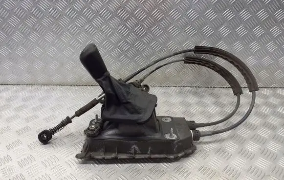 Skoda Fabia Mk1 (6Y) Gear selector/shifter in gearbox 6Q0711061E