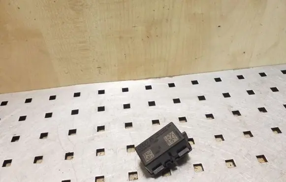 Audi A6 S6 C7 4G Other control units/modules 4H0909131 220438011