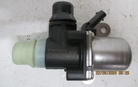 BMW X6 G06 Water pump 8740106