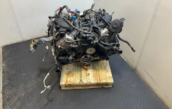 BMW 6 F12 F13 Engine N63B44