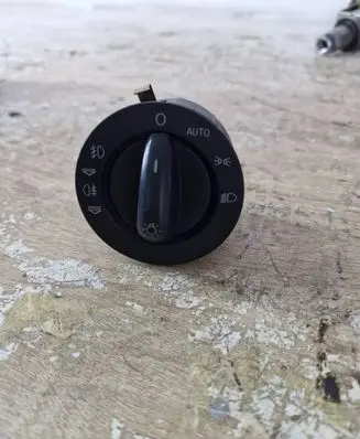 Audi A6 S6 C6 4F Light switch