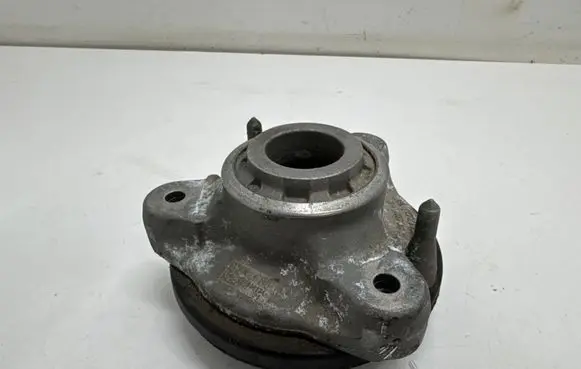 BMW X3 G01 Front upper strut mount 6888324