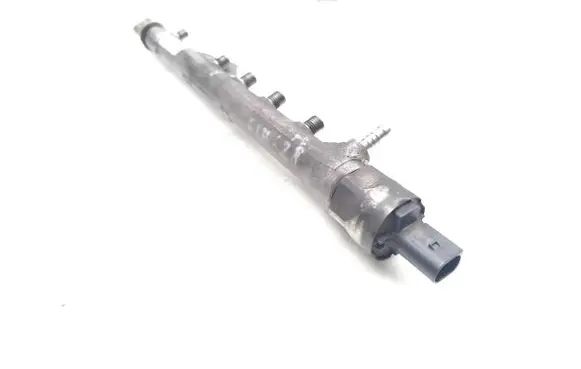 Volkswagen Golf VI Fuel main line pipe 03L130089B 03L906054A