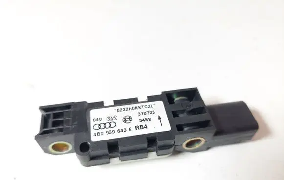 Audi A3 S3 8P Airbag deployment crash/impact sensor 4B0959643E