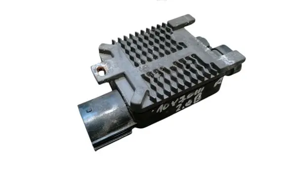 Volvo V70 Coolant fan relay 940009301