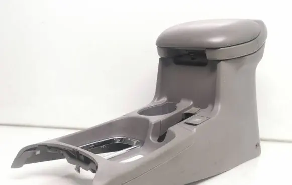 Suzuki Grand Vitara II Armrest 7591050h00 7591150j00 7592150j00