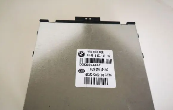 BMW 5 F10 F11 Other control units/modules 9233143 8ES01013400