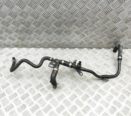 Volvo V60 Engine coolant pipe/hose 32249718