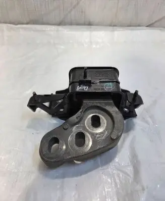 Ford Fiesta Engine mount vacuum valve H1BG7M121BB