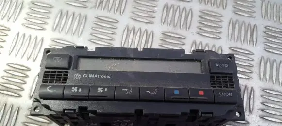 Volkswagen PASSAT B5.5 Climate control unit 3b1907044h