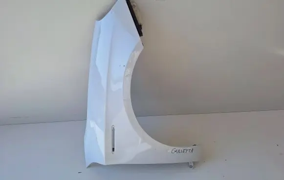 Alfa Romeo Giulietta Fender