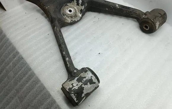Mercedes-Benz ML W163 Rear control arm RREV 9811910