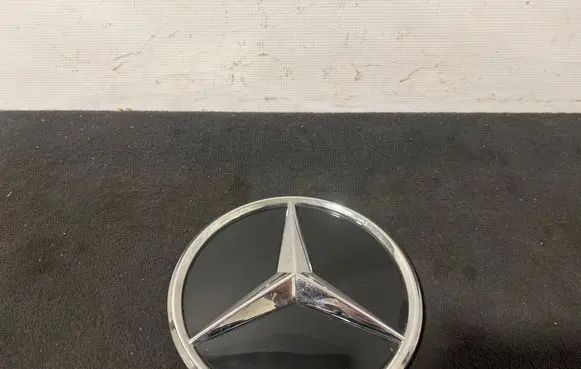 Mercedes-Benz B W247 Manufacturer badge logo/emblem a2478881602