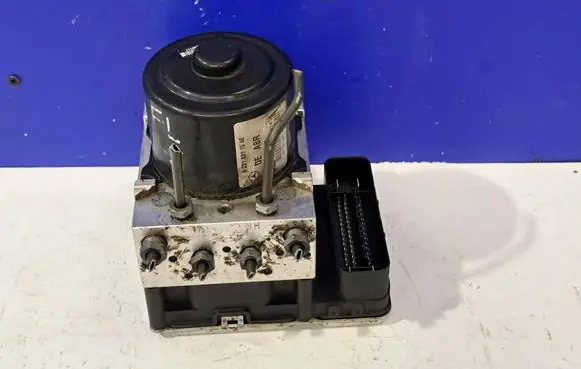 Mercedes-Benz S W221 ABS Pump A2214311548