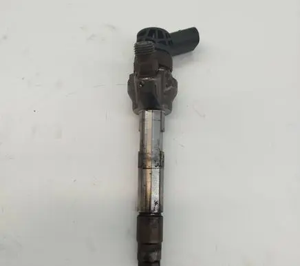 Toyota Verso Fuel injector 0445110599