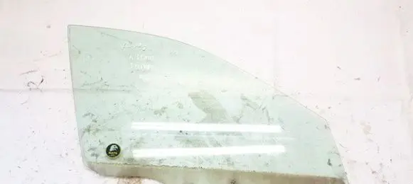 Nissan Sunny Front door window glass four-door