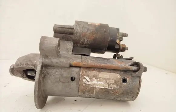 Ford Focus Starter motor SS9002
