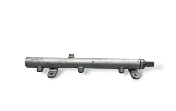 Mercedes-Benz E W211 Fuel main line pipe A6420702695001 A6420702695 K5193