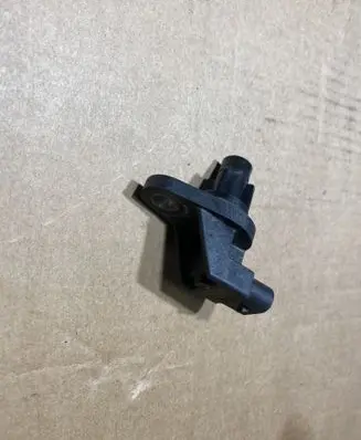 Mercedes-Benz Sprinter W906 Camshaft position sensor A6519050100 6519050100