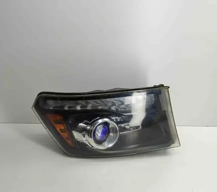 Dodge RAM 1500 DS Headlight/headlamp