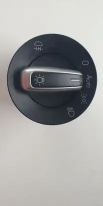 Volkswagen PASSAT B7 Light switch