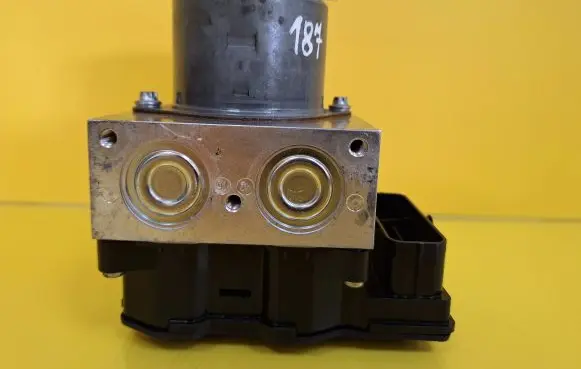 Ford Mondeo MK IV ABS Pump 9G91-2C405-AB