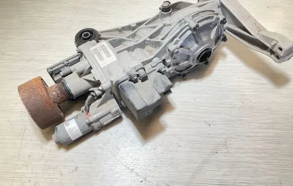 Volvo XC40 Rear differential 1216552