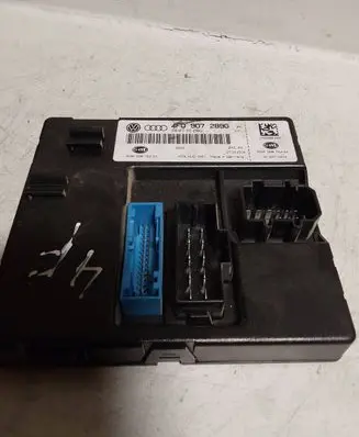 Audi A6 S6 C6 4F Light module LCM 4F0907289G 4F0910289G