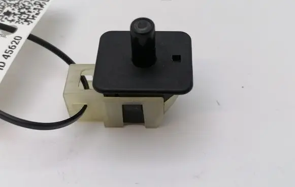 Mercedes-Benz CLK A208 C208 Front door sensor coupe 2028209410 30011501