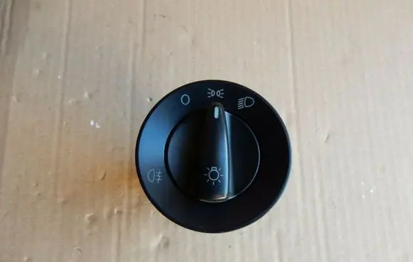 Volkswagen Golf IV Light switch 1C0941531 40419