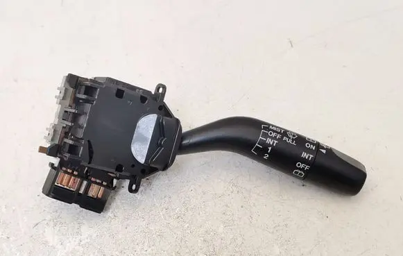 Mazda 323 F Wiper control stalk 17B122